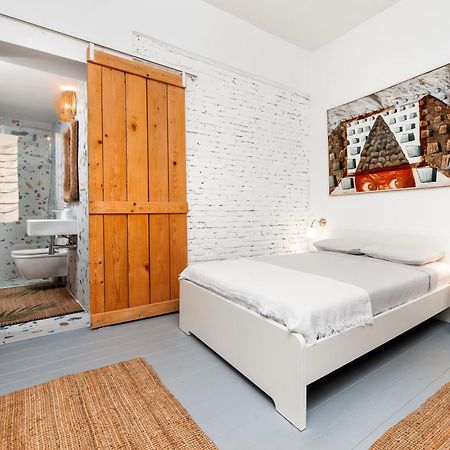 Apartments & Rooms Carera 6 ロヴィニ エクステリア 写真
