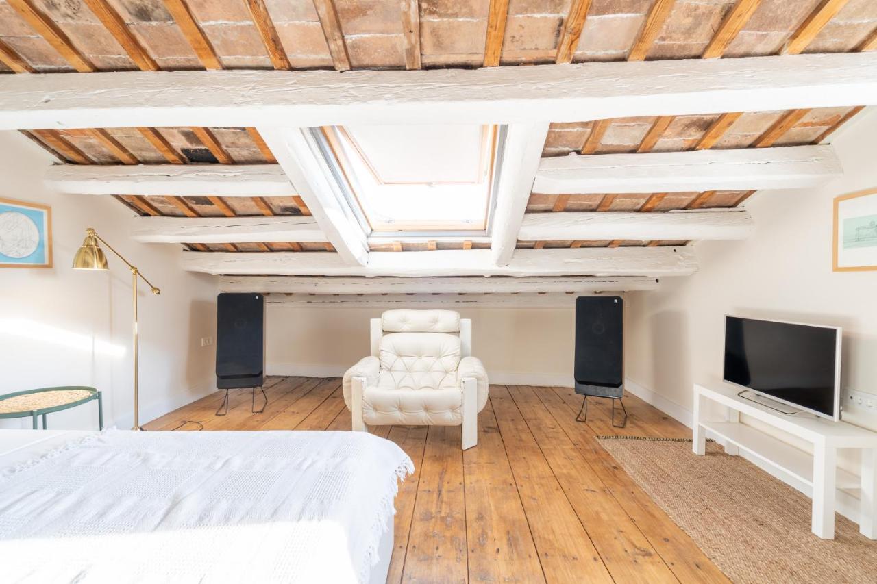 Apartments & Rooms Carera 6 ロヴィニ エクステリア 写真
